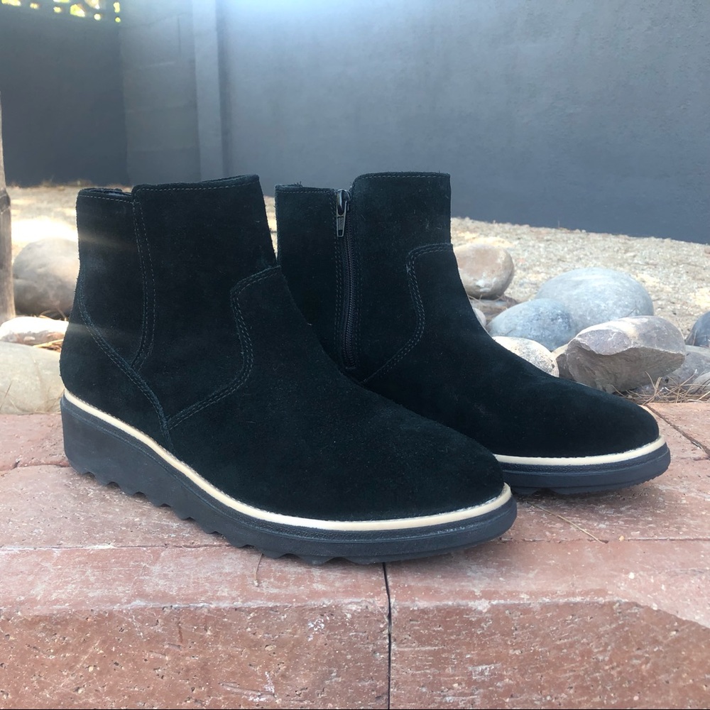 Clarks suede short wedge boots
